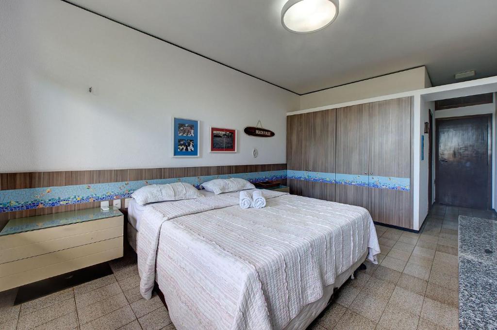  Casa Jardim na praia do Cumbuco com piscina por Carpediem