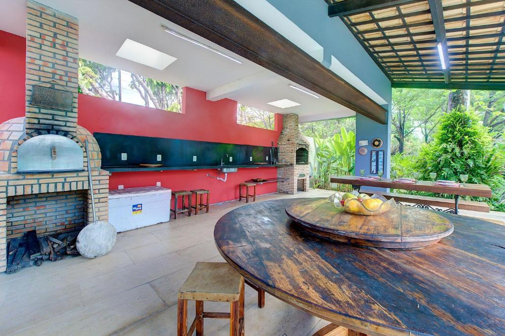 Casa Jardim na praia do Cumbuco com piscina por Carpediem