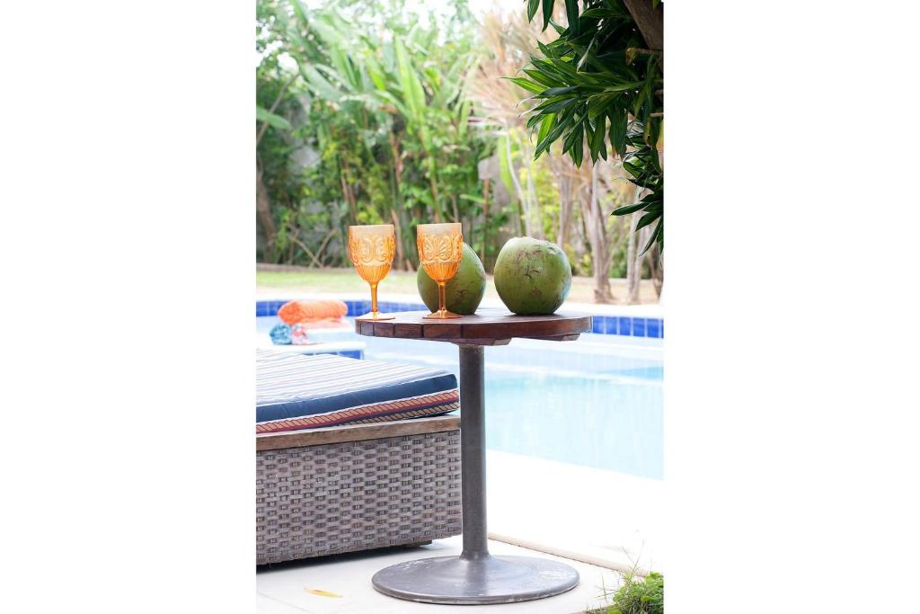  Casa Jardim na praia do Cumbuco com piscina por Carpediem