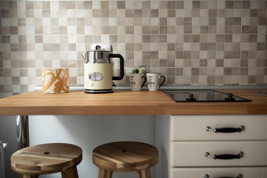 ALBERT RESIDENCE Historical City Center Aparthotel Book 3 nights and stay one for free in November - Resim 19