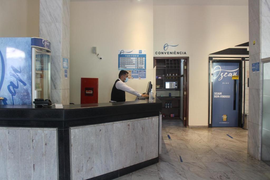  Hotel Oscar Blue