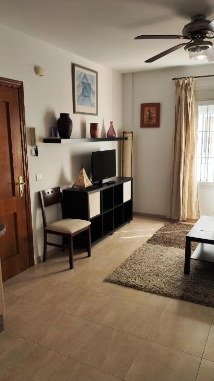 Zdjęcie z galerii obiektu Apartamento America 5 w mieście Nerja
