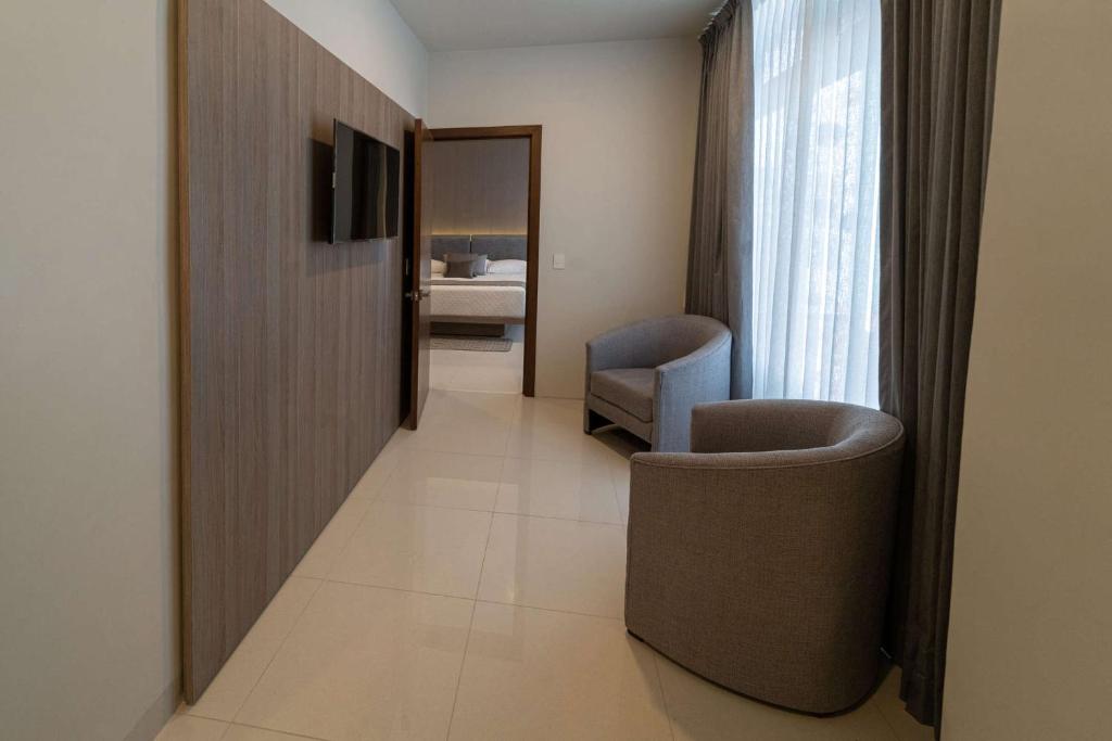 TV a/nebo společenská místnost v ubytování Sara N Hotel & Spa