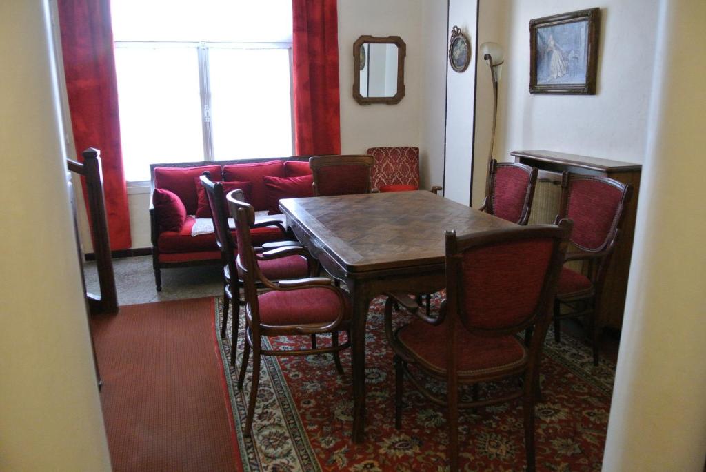 Posezení v ubytování Hôtel Castel Mistral