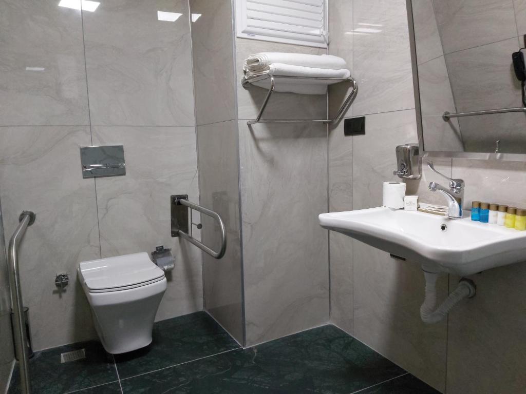 تصویر اتاق‌های RUA WORLD HOTEL - تصویر ۲