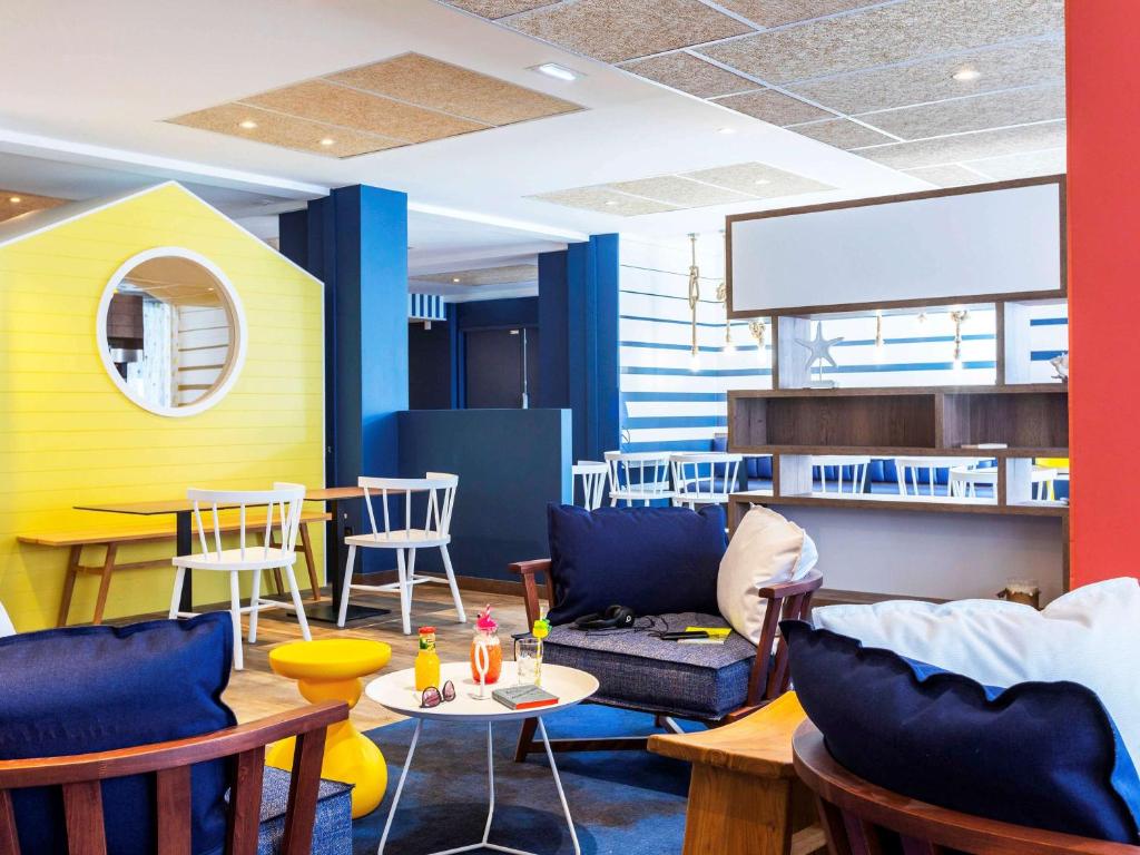 Posezení v ubytování ibis Styles Thonon-les-Bains
