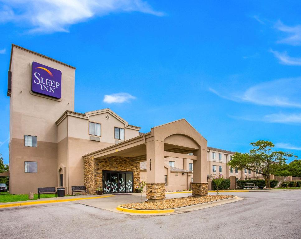 Sleep Inn Kansas City International Airport