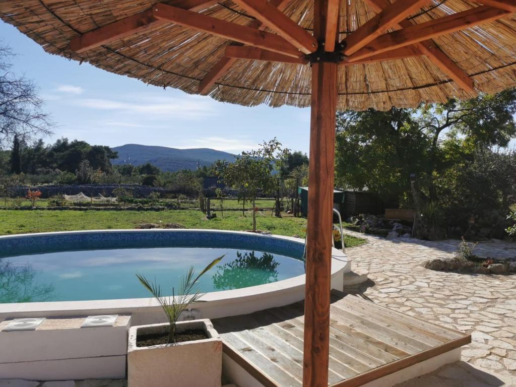 Hvar Mediterranean Ranch House - Housity