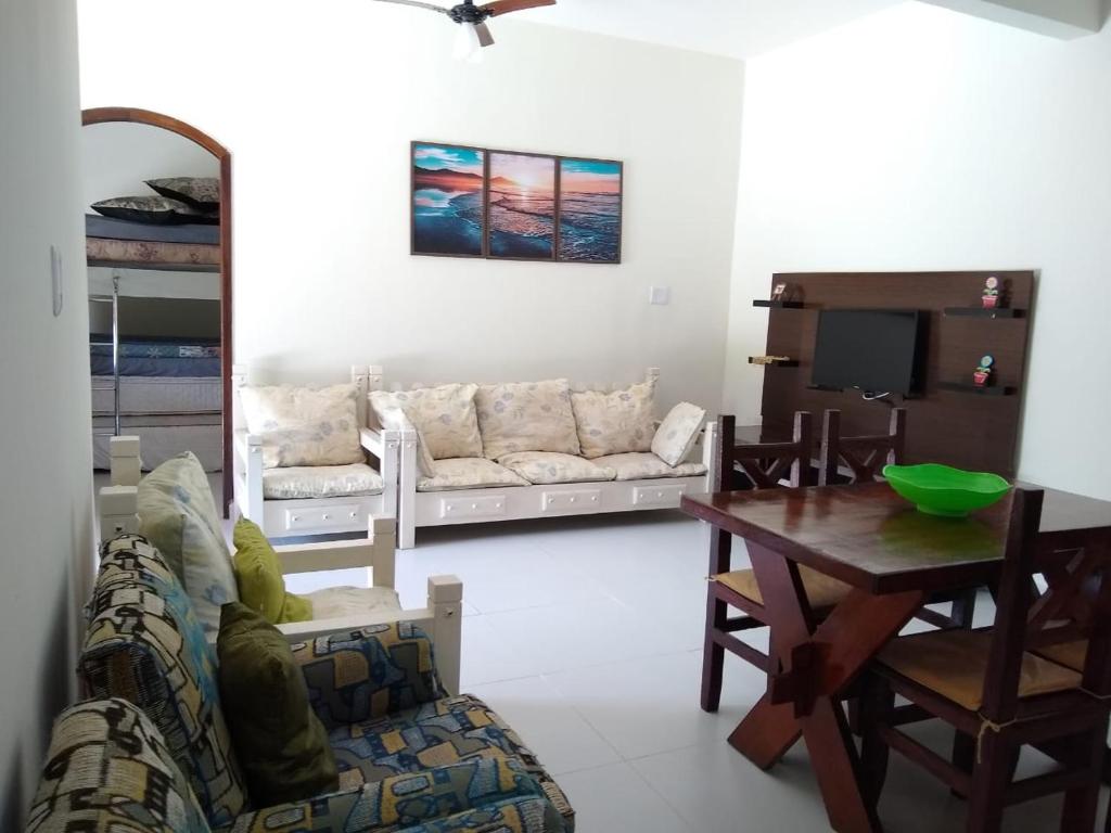  Casa Prado Indaia - 50 mts Praia - WiFi Fibra Home Office