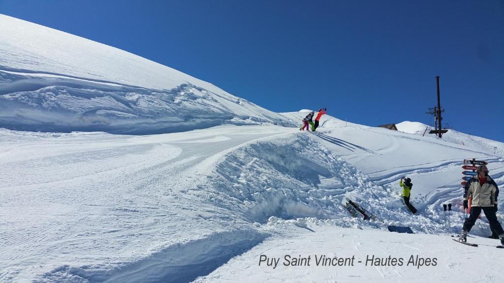 Ski di apartmen atau berdekatan