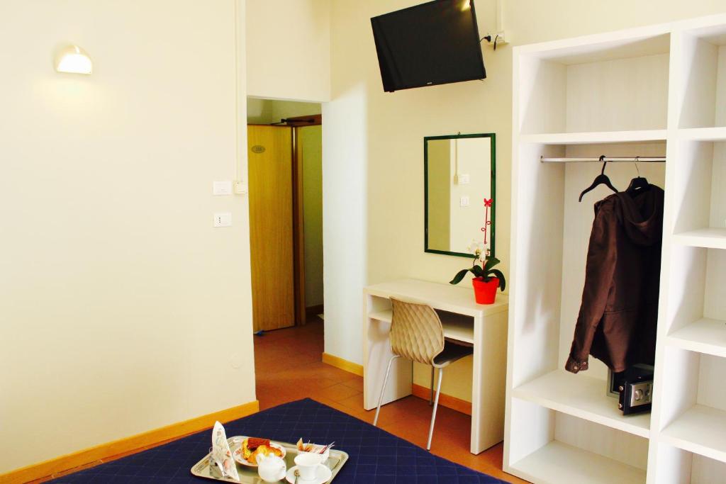 TV a/nebo společenská místnost v ubytování Hotel Fedora Rimini