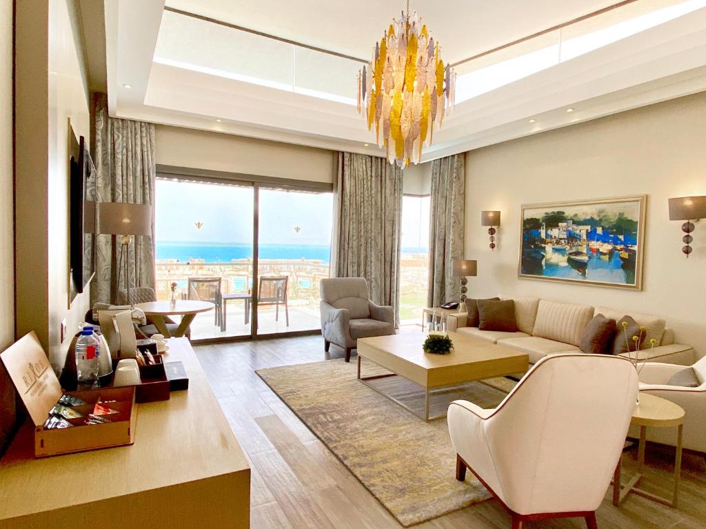 Rixos Premium Magawish Suites and Villas - 6