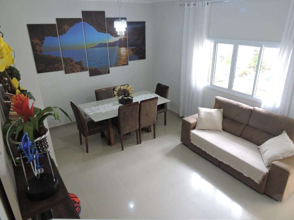  Casa Cantinho Mar e Sol- 1km da praia Martim de Sá