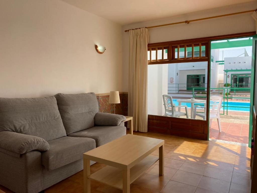 Apartamentos Las Palmeras I - 2