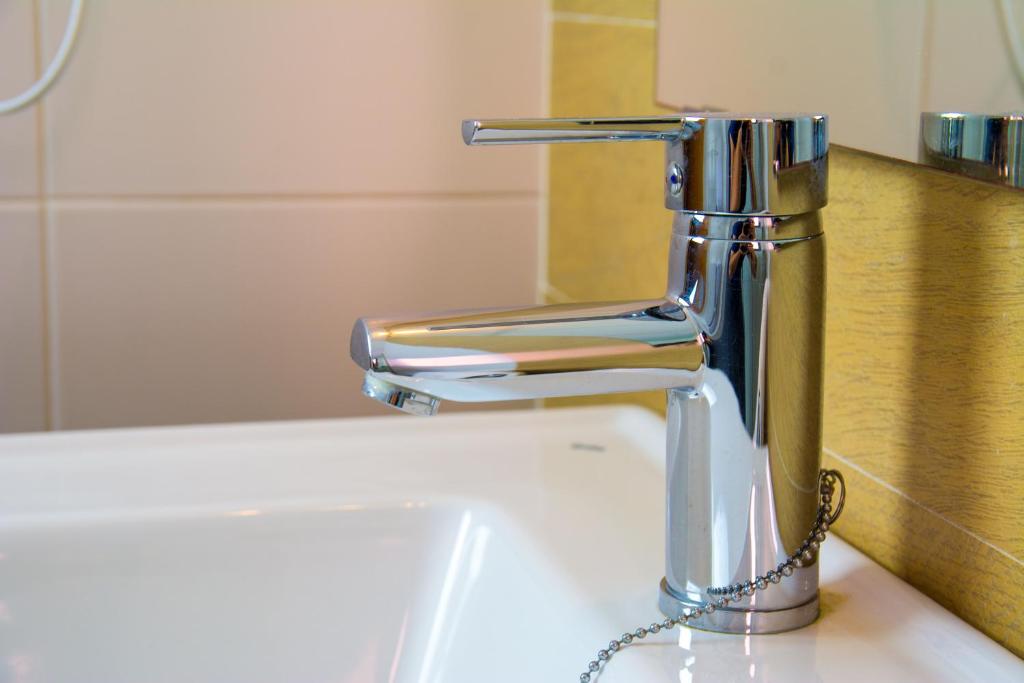 Łazienka w obiekcie Apartamentos 16:9 Suites Almería