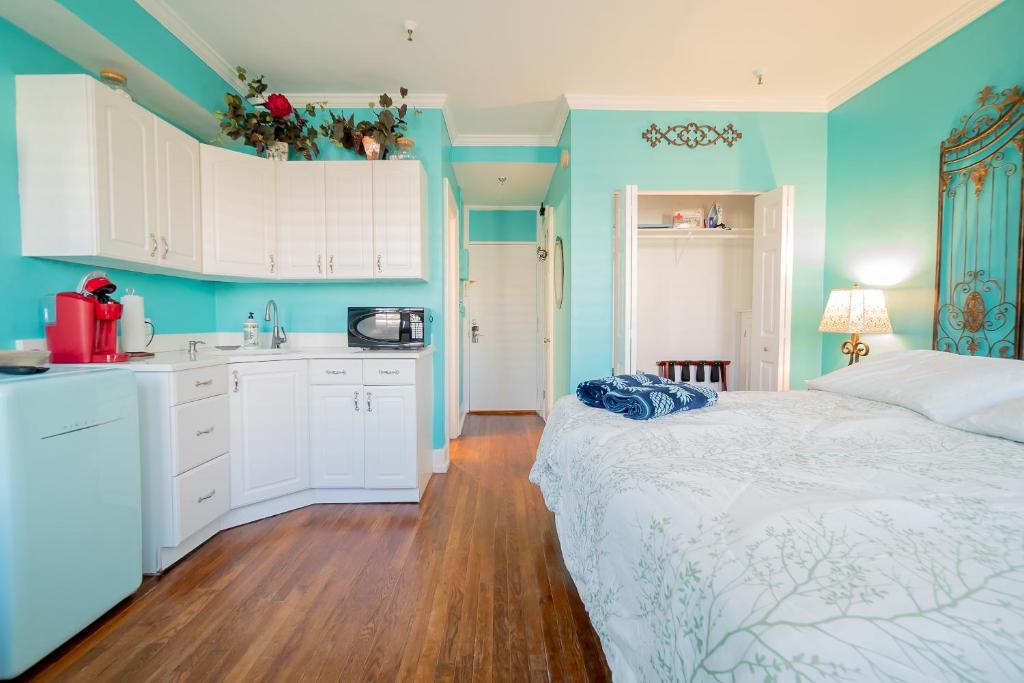 Palm Beach Island Condominiums - 
