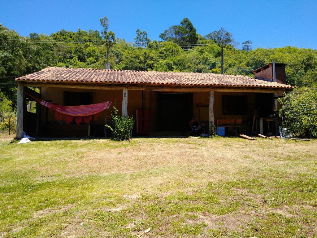  Linda Casa de Campo com Arroio