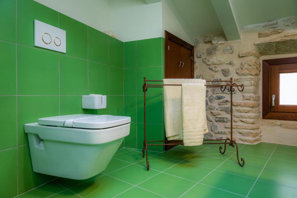 A bathroom at Casa Abeurador, con mucho encanto en el centro de Artà