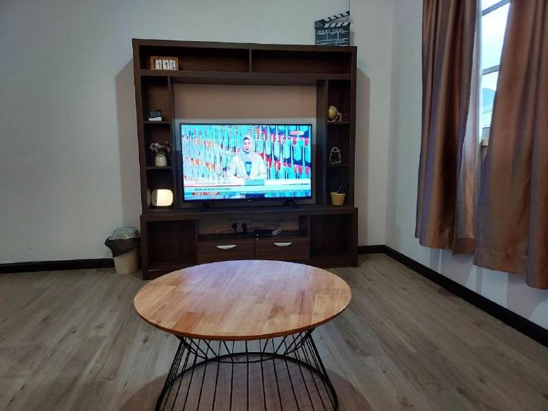 TV a/nebo společenská místnost v ubytování Ren-Hana Kundasang