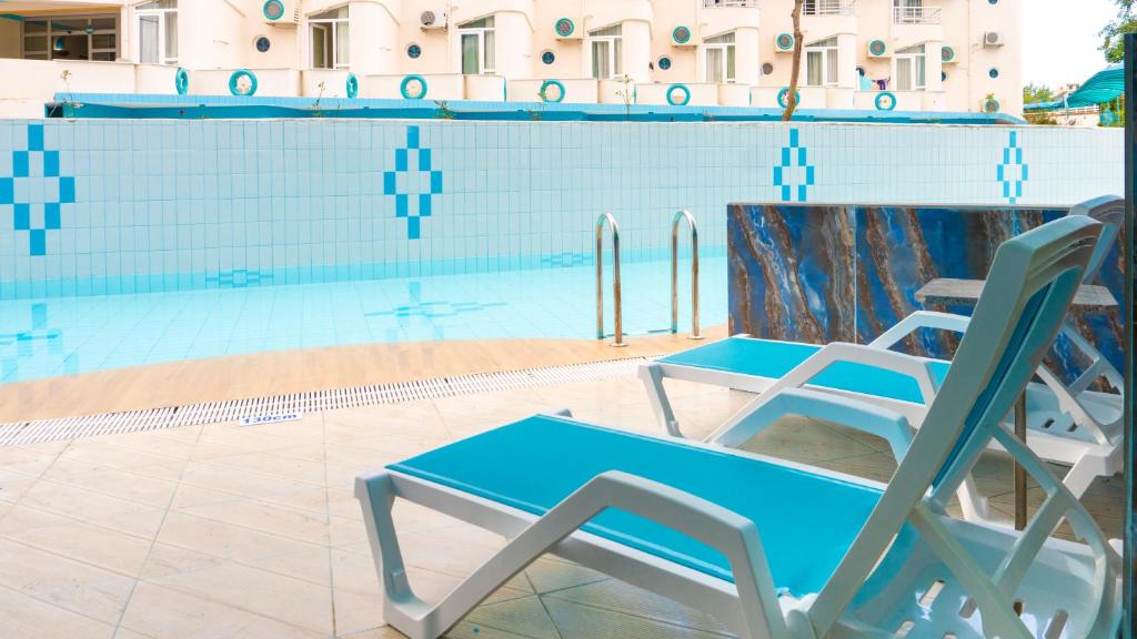 Bazén v ubytování Miarosa Kemer Beach nebo v jeho okolí