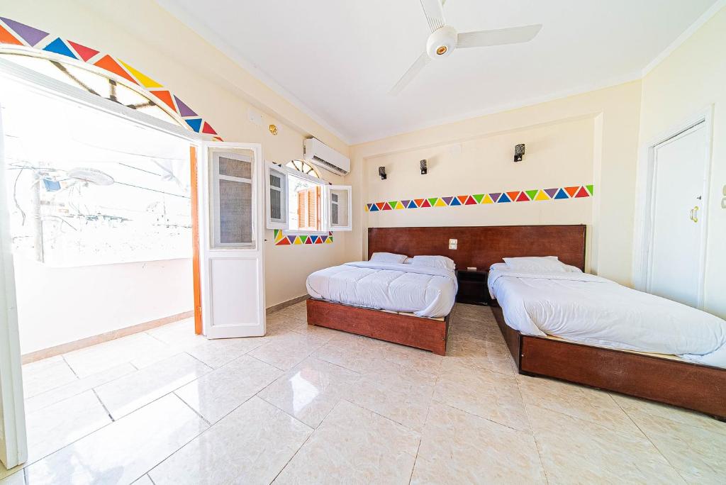 Bob Marley Guest House - Deluxe Double Or Twin Room