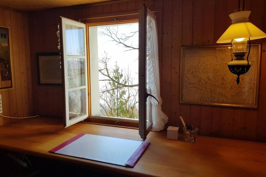 Fotografie z fotogalerie ubytování Bauernhaus mit Charme, Traumaussicht und Sauna v destinaci Weggis