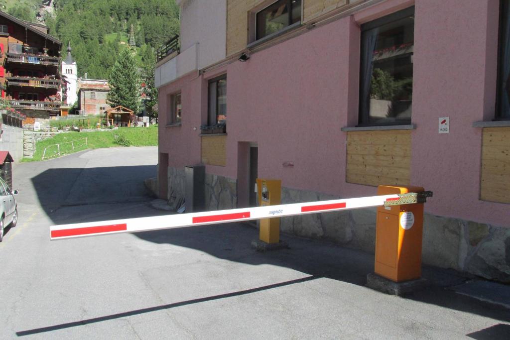 Fotografie z fotogalerie ubytování Hotel Matterhorn Inn v destinaci Täsch