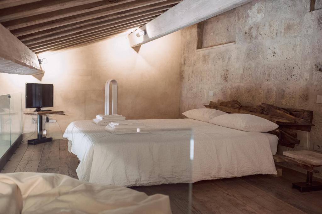 Piazza San Donato Casa Vacanze - 8