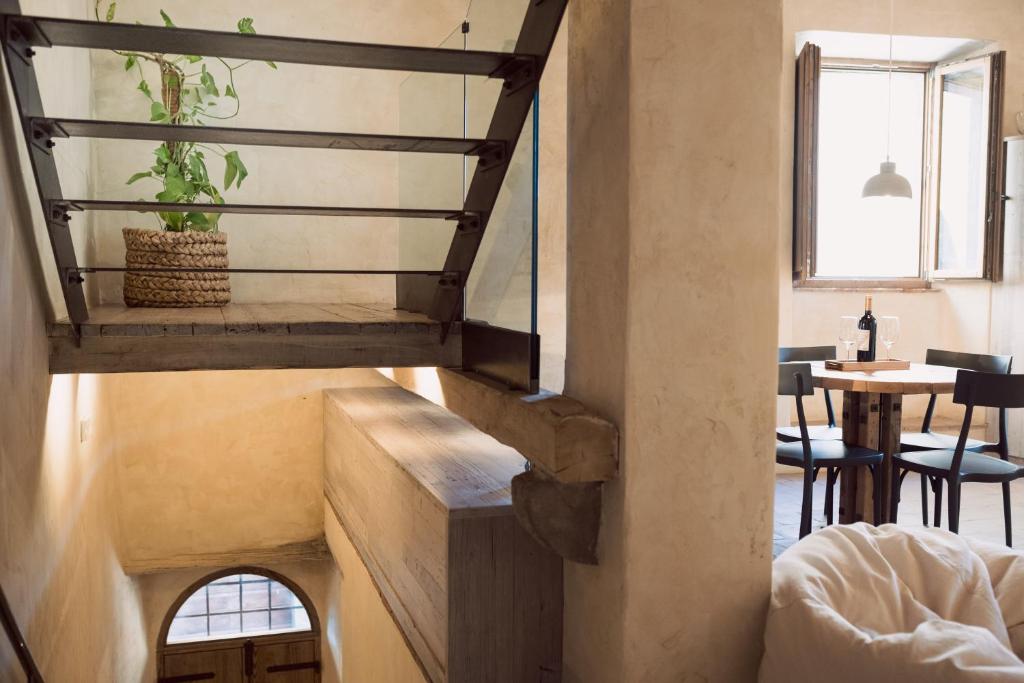 Piazza San Donato Casa Vacanze - 12