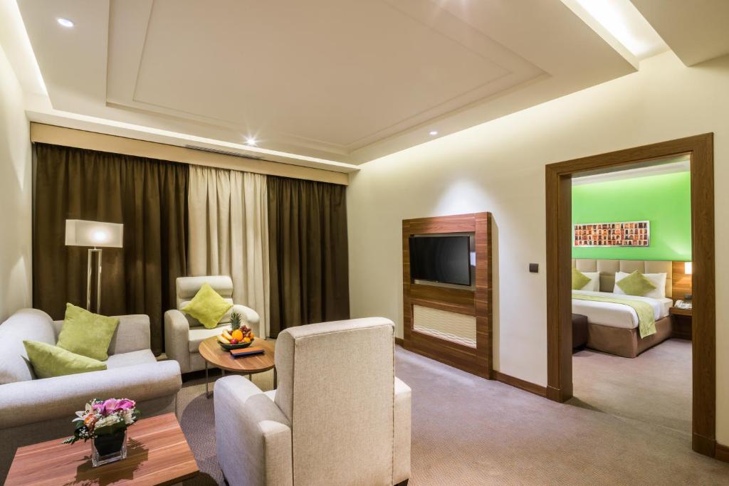 TV a/nebo společenská místnost v ubytování Mena Hotel Tabuk