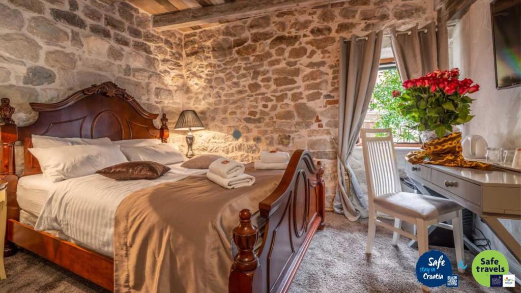 Historic Plaza Varos Split - Resim 27