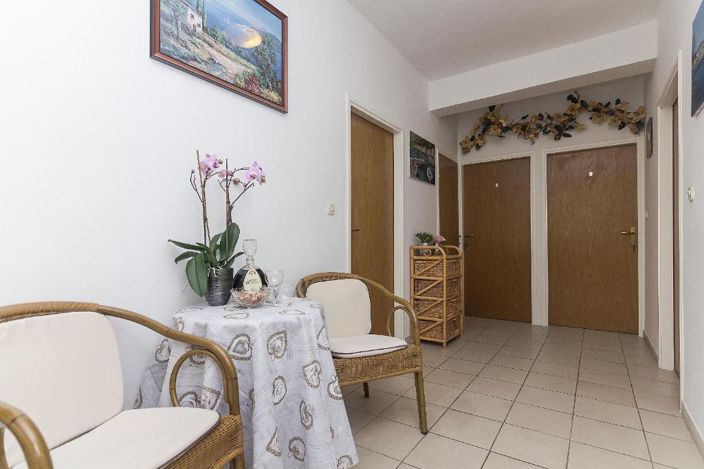 Fotografie z fotogalerie ubytování Apartments Erceg v destinaci Makarska