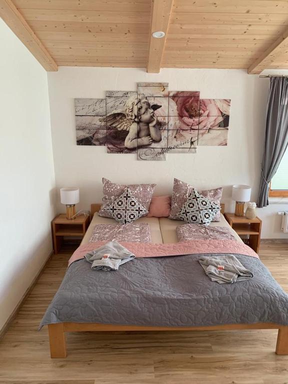 Postel nebo postele na pokoji v ubytování Ferienhaus Elisabeth