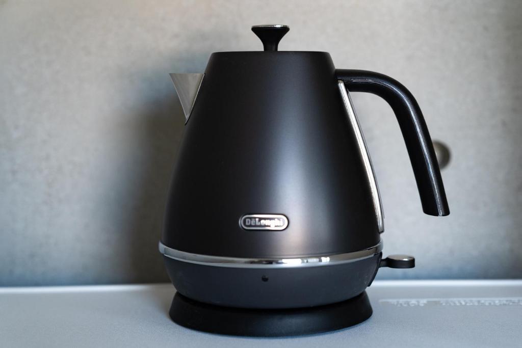 Best Electric kettle not made in China ,Delonghi Icona Vintage