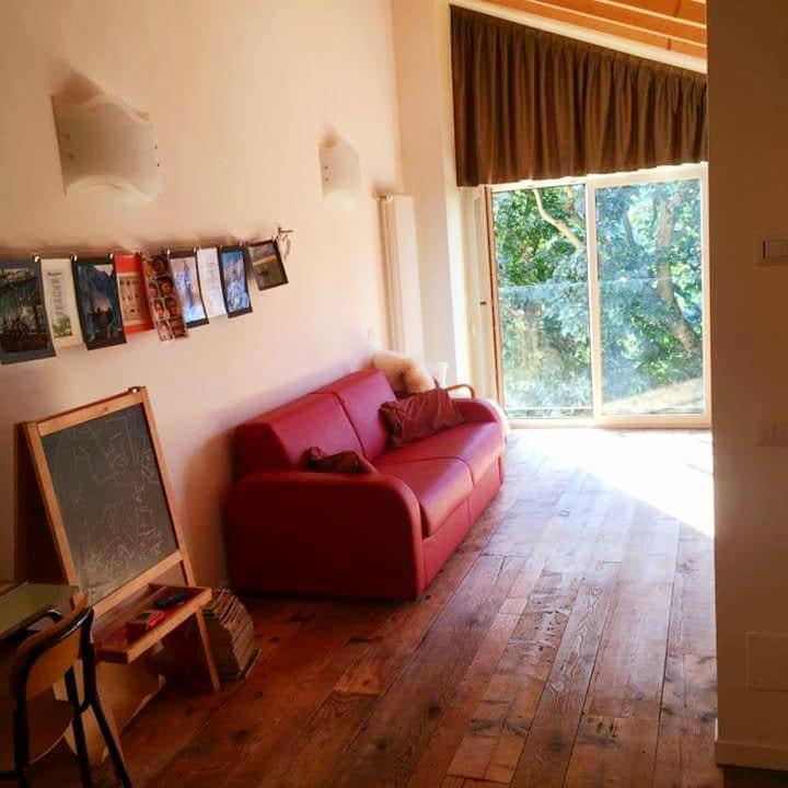 Posezení v ubytování Foresteria B&B Vecchiascuola Pianazzola