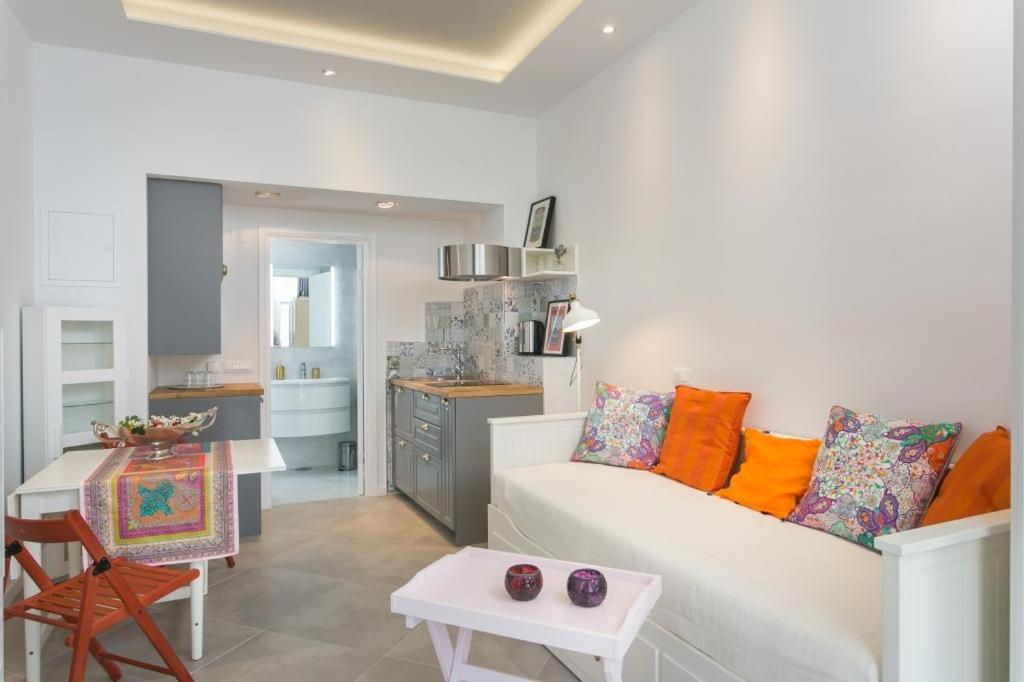 Coin salon dans l'établissement Ploce Apartments - Dubrovnik Centre