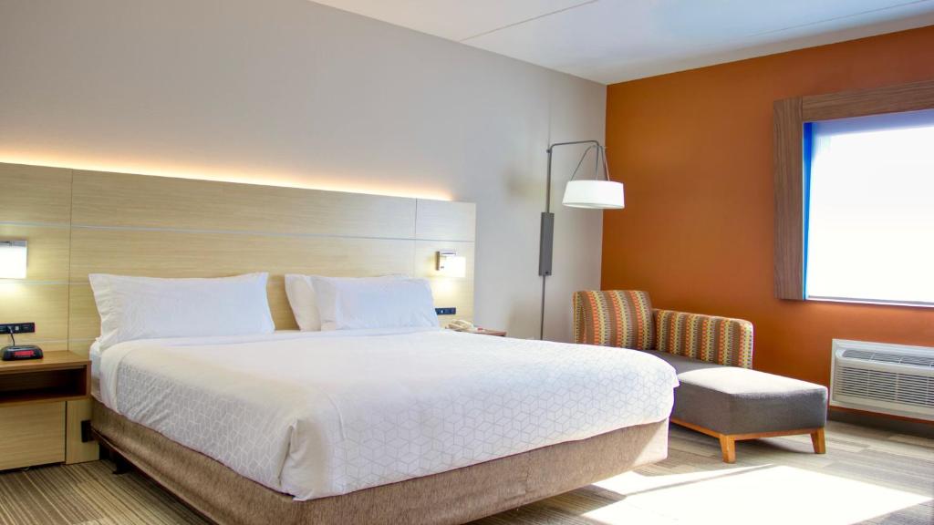 Holiday Inn Express Hotel & Suites Byram by IHG - Error