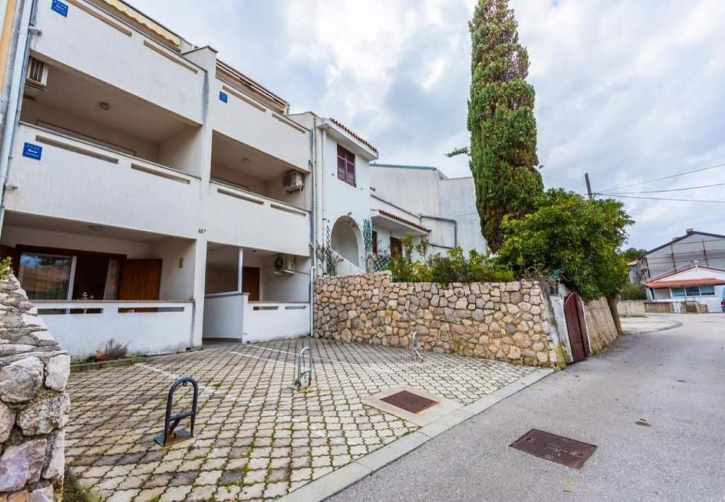 Budynek, w którym mieści się apartament
