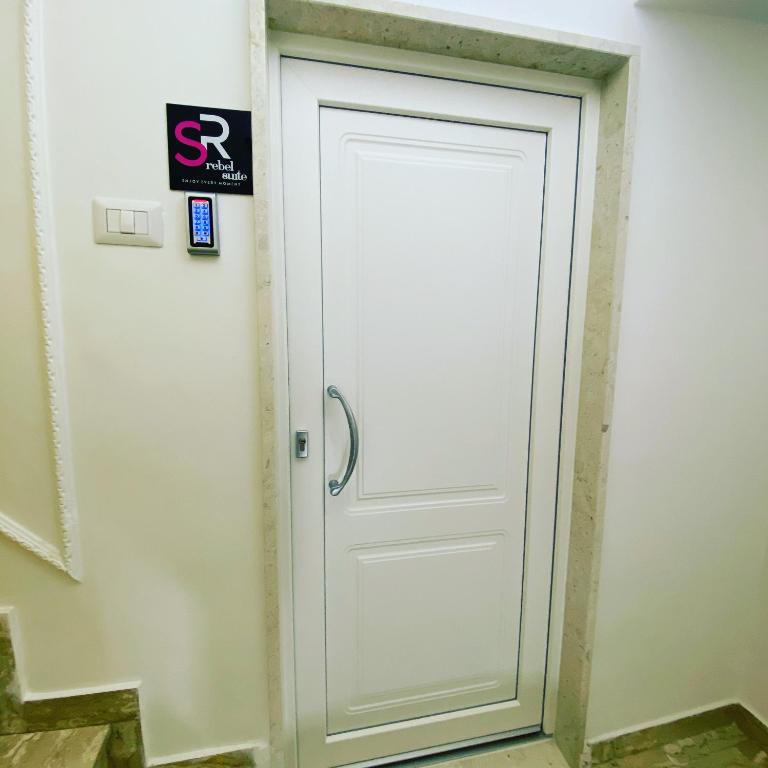 Zdjęcie z galerii obiektu Rebel Suite love w mieście Gravina in Puglia
