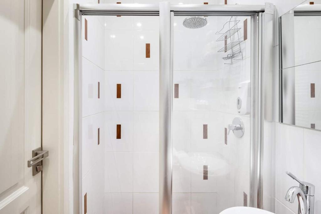 Old Town Square Apartment