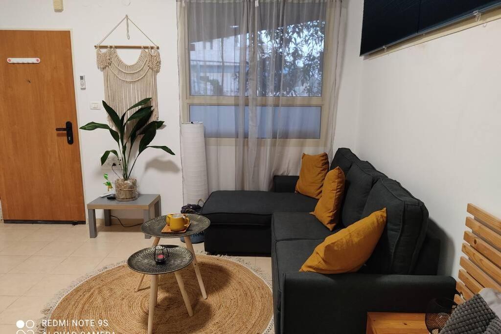 נוף האגם - Housity