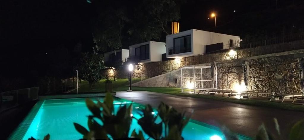 A piscina em ou perto de Portovella Lodges & Bungalows