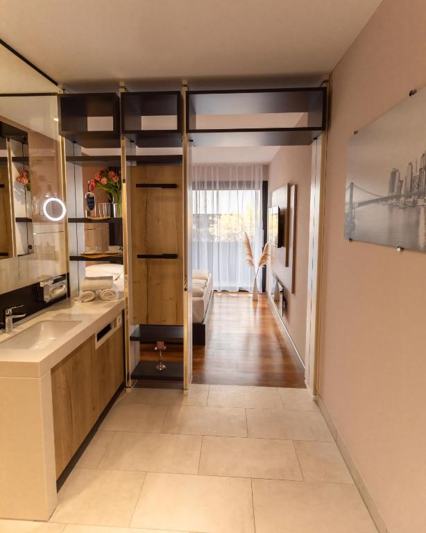 Kuchyň nebo kuchyňský kout v ubytování 24Seven Hotel Schwabach