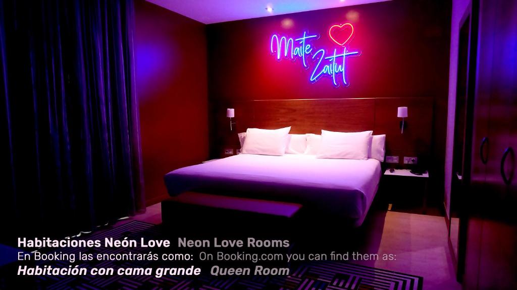 Habitación Neon Love