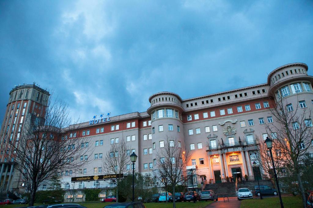 Fotografie z fotogalerie ubytování Hotel Seminario Aeropuerto Bilbao v destinaci Derio