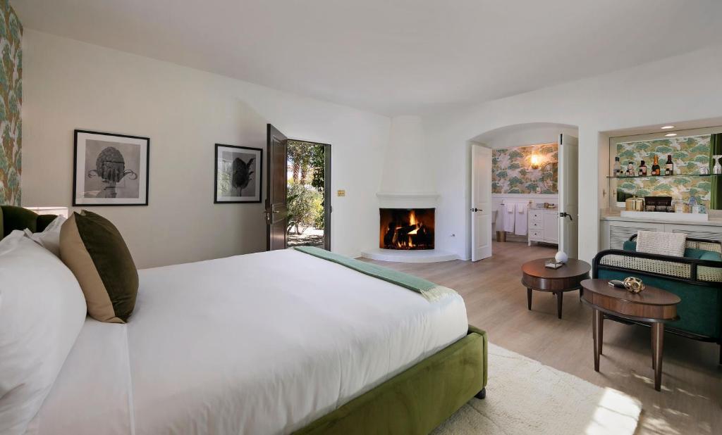 The Colony Palms Hotel and Bungalows - Adults Only - 