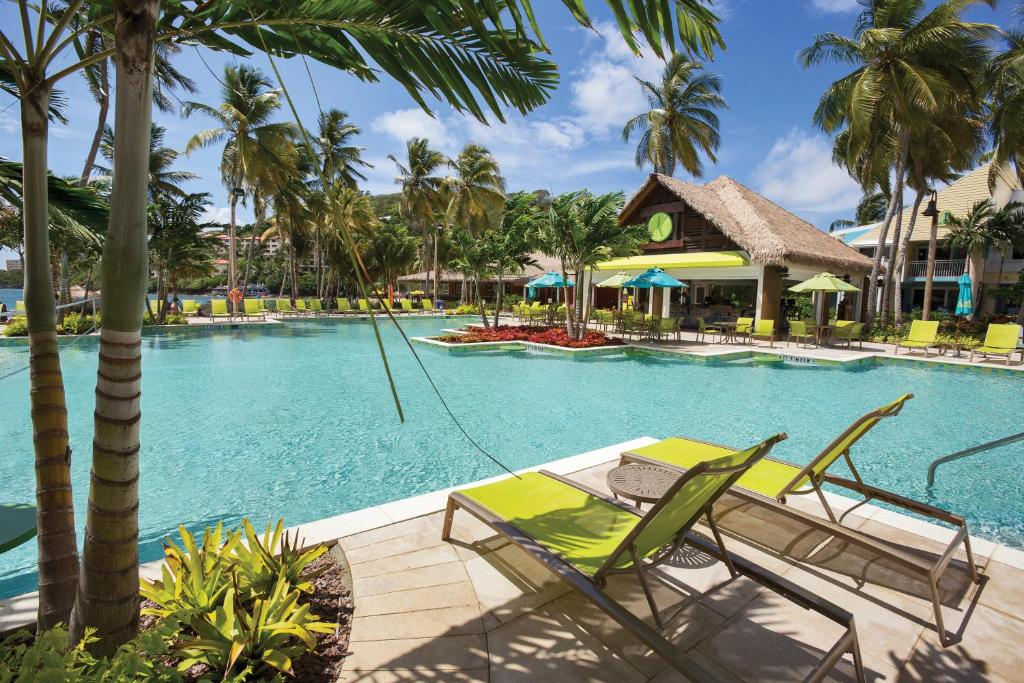 Swimmingpoolen hos eller tæt på Margaritaville Vacation Club by Wyndham - St Thomas