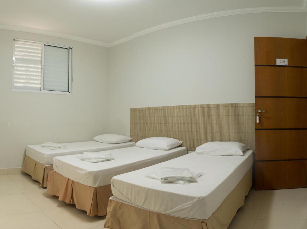  Hotel Economy