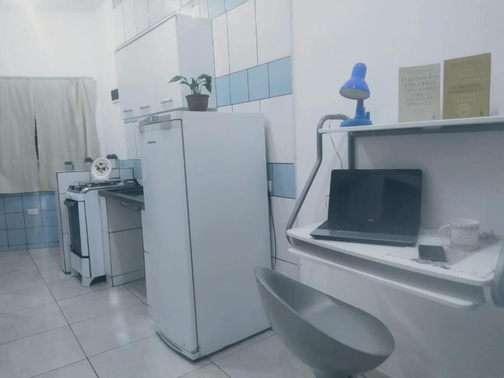  Apartamento completo individual ou casal.
