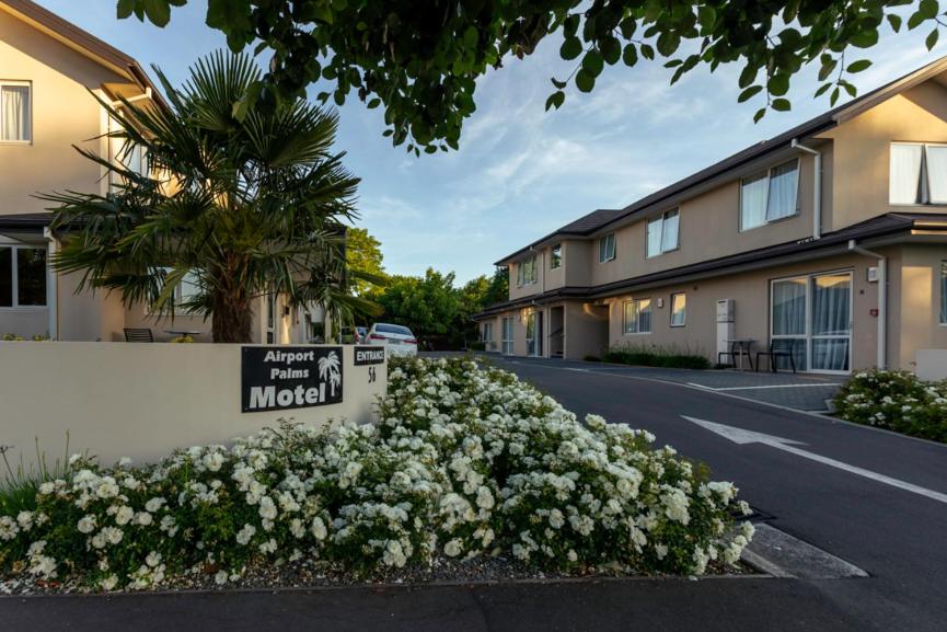 Airport Palms Motel - Resim 38